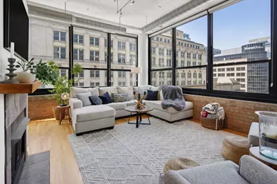130 S Canal Street #619, Chicago, IL 60606 - Photo 3