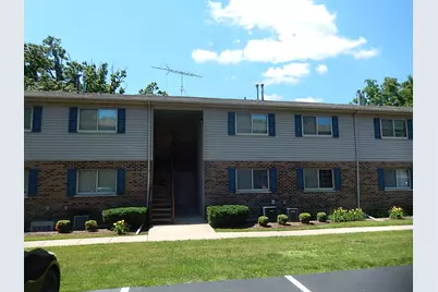 375 Woodridge Circle #F, South Elgin, IL 60177 - Photo 1