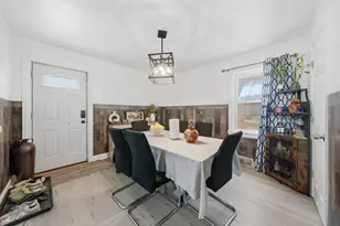 3049 W 71st St, Chicago, IL 60629 - Photo 11