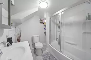 3049 W 71st St, Chicago, IL 60629 - Photo 13