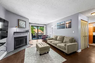 780 Weidner Rd, Buffalo Grove, IL 60089 - Photo 3
