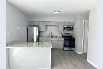 1721 E Roosevelt Road #2, Wheaton, IL 60187 - Photo 3
