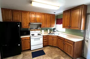 1403 Glendale Dr, Champaign, IL 61821 - Photo 3