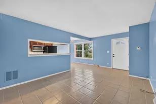 507 Darlene Ln, Glendale Heights, IL 60139 - Photo 5