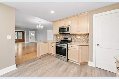 1412 Colorado Avenue, Joliet, IL 60435 - Photo 5