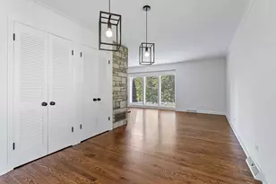 7920 W 139th St, Orland Park, IL 60462 - Photo 11