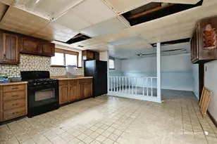 25 N Channel Dr, Round Lake Beach, IL 60073 - Photo 7