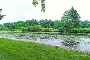 25 N Channel Dr, Round Lake Beach, IL 60073 - Photo 15