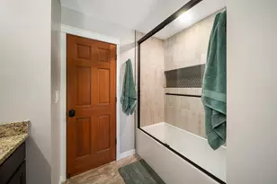 1340 Clyde Dr, Naperville, IL 60565 - Photo 17