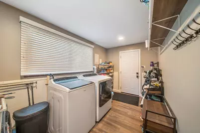 1340 Clyde Drive, Naperville, IL 60565 - Photo 21