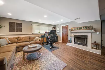 1340 Clyde Drive, Naperville, IL 60565 - Photo 11