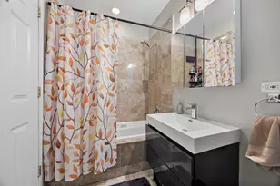 4731 S Ingleside Ave, Chicago, IL 60615 - Photo 9