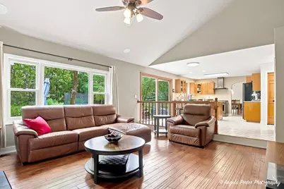 2808 Monterra Drive, Spring Grove, IL 60081 - Photo 9