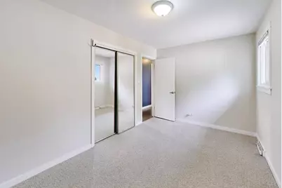 466 N Ridgeland Avenue, Elmhurst, IL 60126 - Photo 19
