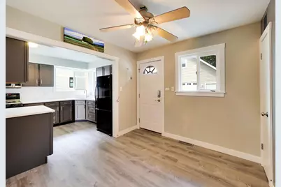 466 N Ridgeland Avenue, Elmhurst, IL 60126 - Photo 11