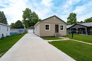 118 E Diller St, Pontiac, IL 61764 - Photo 25