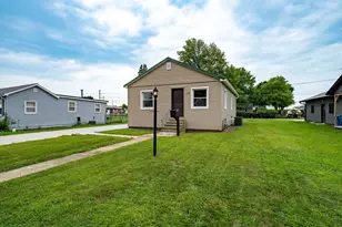 118 E Diller St, Pontiac, IL 61764 - Photo 27