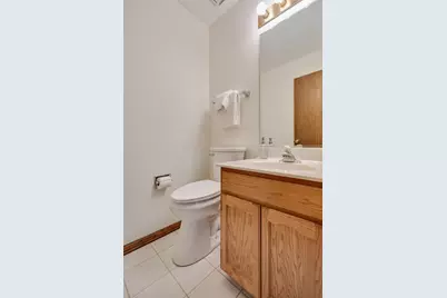 216 Brittany Drive #8E-2, Streamwood, IL 60107 - Photo 13