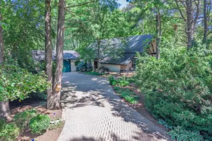 3810 N Oak Knoll Rd, Crystal Lake, IL 60012 - Photo 1