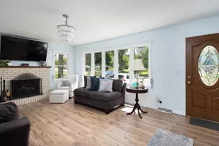 1515 Hill Ave, Wheaton, IL 60187 - Photo 3
