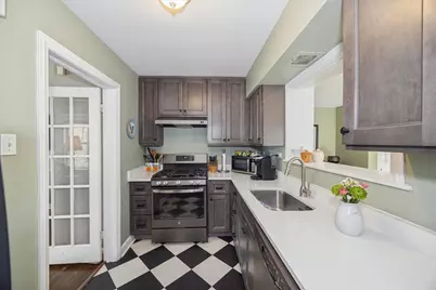 9431 Jefferson Avenue, Brookfield, IL 60513 - Photo 7