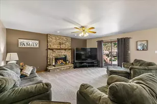 9860 Cambridge Dr, Mokena, IL 60448 - Photo 3