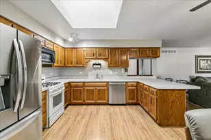9860 Cambridge Dr, Mokena, IL 60448 - Photo 7