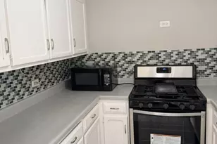 2211 S Stewart Ave, Lombard, IL 60148 - Photo 3