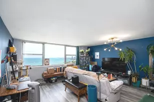 6301 N Sheridan Rd, Chicago, IL 60660 - Photo 3