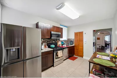 8215 S Evans Avenue, Chicago, IL 60619 - Photo 17