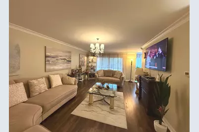 460 Raintree Court #2G, Glen Ellyn, IL 60137 - Photo 3