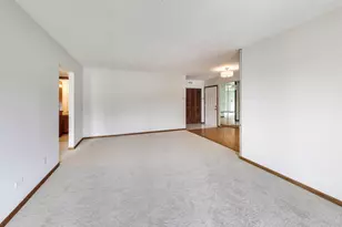 4932 Circle Ct, Crestwood, IL 60418 - Photo 9