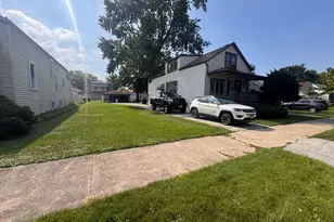11028 S Sawyer Ave, Chicago, IL 60655 - Photo 5