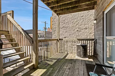 1522 N Bosworth Avenue #2, Chicago, IL 60642 - Photo 17