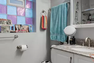 1522 N Bosworth Ave, Chicago, IL 60642 - Photo 11
