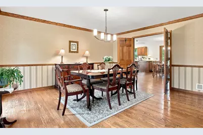 1419 Stevenson Drive, Libertyville, IL 60048 - Photo 3