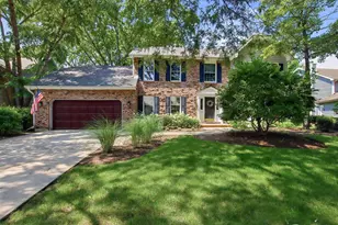 1419 Stevenson Dr, Libertyville, IL 60048 - Photo 1