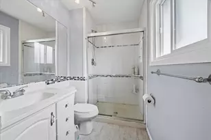 4093 Bayside Dr, Hanover Park, IL 60133 - Photo 11