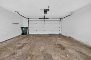 641 Amphitheater Dr, Rockford, IL 61107 - Photo 25