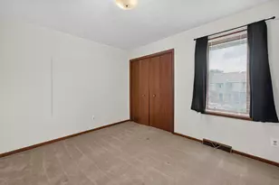641 Amphitheater Dr, Rockford, IL 61107 - Photo 21