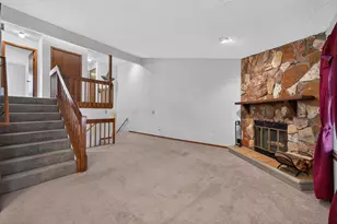 641 Amphitheater Dr, Rockford, IL 61107 - Photo 5