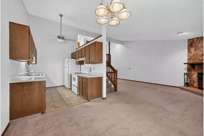 641 Amphitheater Drive #14, Rockford, IL 61107 - Photo 7