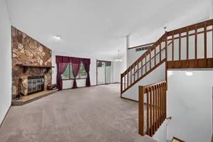 641 Amphitheater Dr, Rockford, IL 61107 - Photo 3