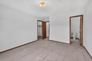 641 Amphitheater Dr, Rockford, IL 61107 - Photo 13