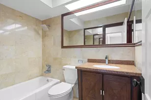 2300 Windsor Mall Ct, Park Ridge, IL 60068 - Photo 13