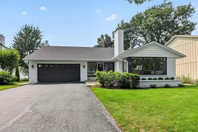 282 Stonegate Road, Clarendon Hills, IL 60514 - Photo 1