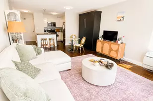30 E Elm St, Chicago, IL 60611 - Photo 5
