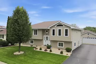 2902 Streitz Dr, Joliet, IL 60435 - Photo 1