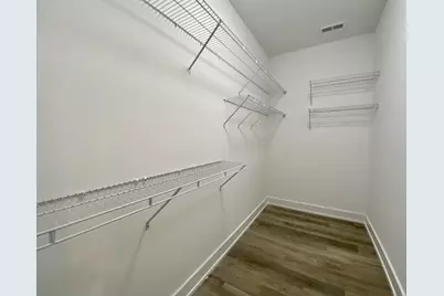 5667 W Higgins Avenue #1E, Chicago, IL 60630 - Photo 21