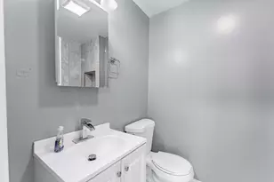 7008 S Oakley Ave, Chicago, IL 60636 - Photo 17